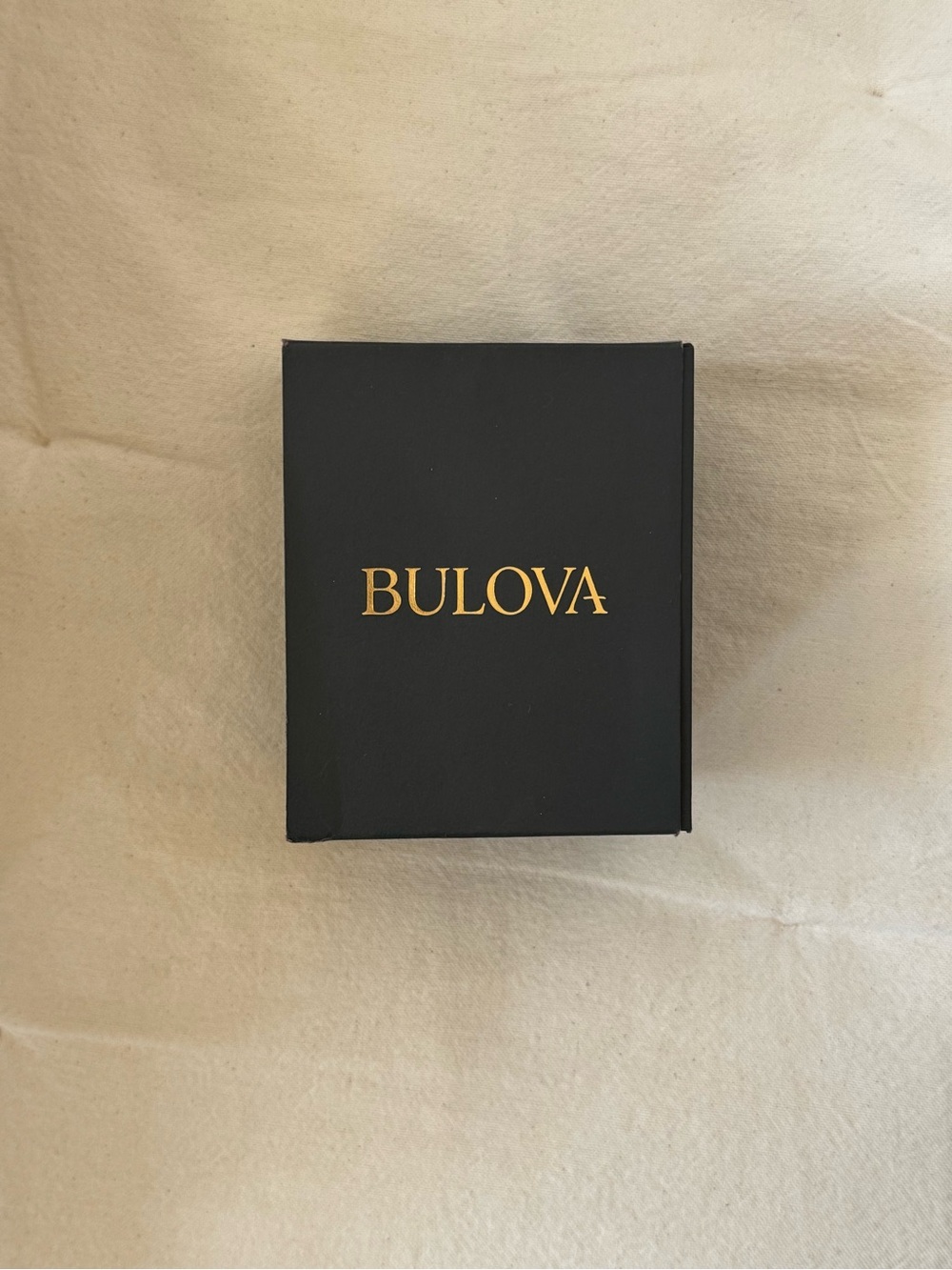 Bulova his & her watches - Picture 2 of 9